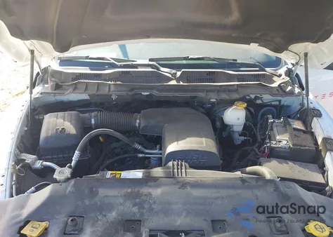 2023 Ram 1500 Classic Tradesman 4X4 8' Box z USA, uszkodzony, nr VIN 3C6JR7DG6PG676539